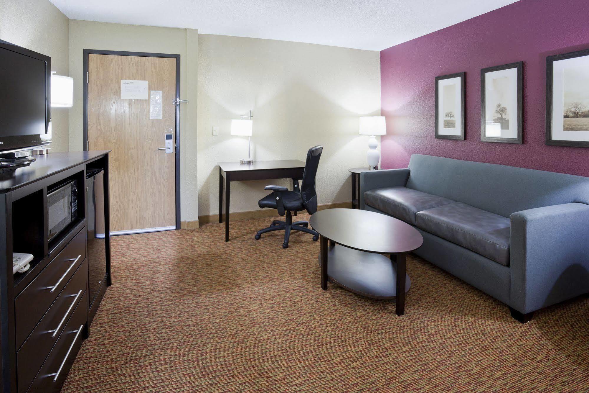 AmericInn by Wyndham Osceola Zewnętrze zdjęcie