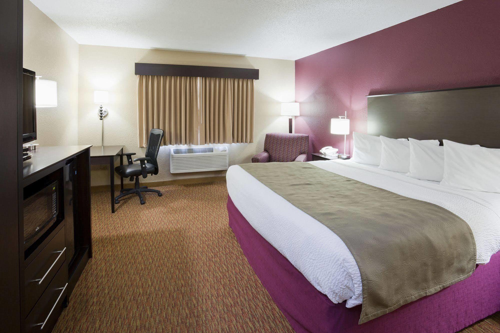 AmericInn by Wyndham Osceola Zewnętrze zdjęcie