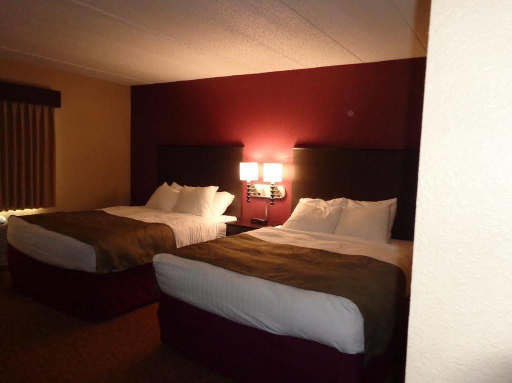 AmericInn by Wyndham Osceola Zewnętrze zdjęcie